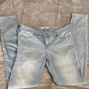 Hollister jeans / jeggings size 5